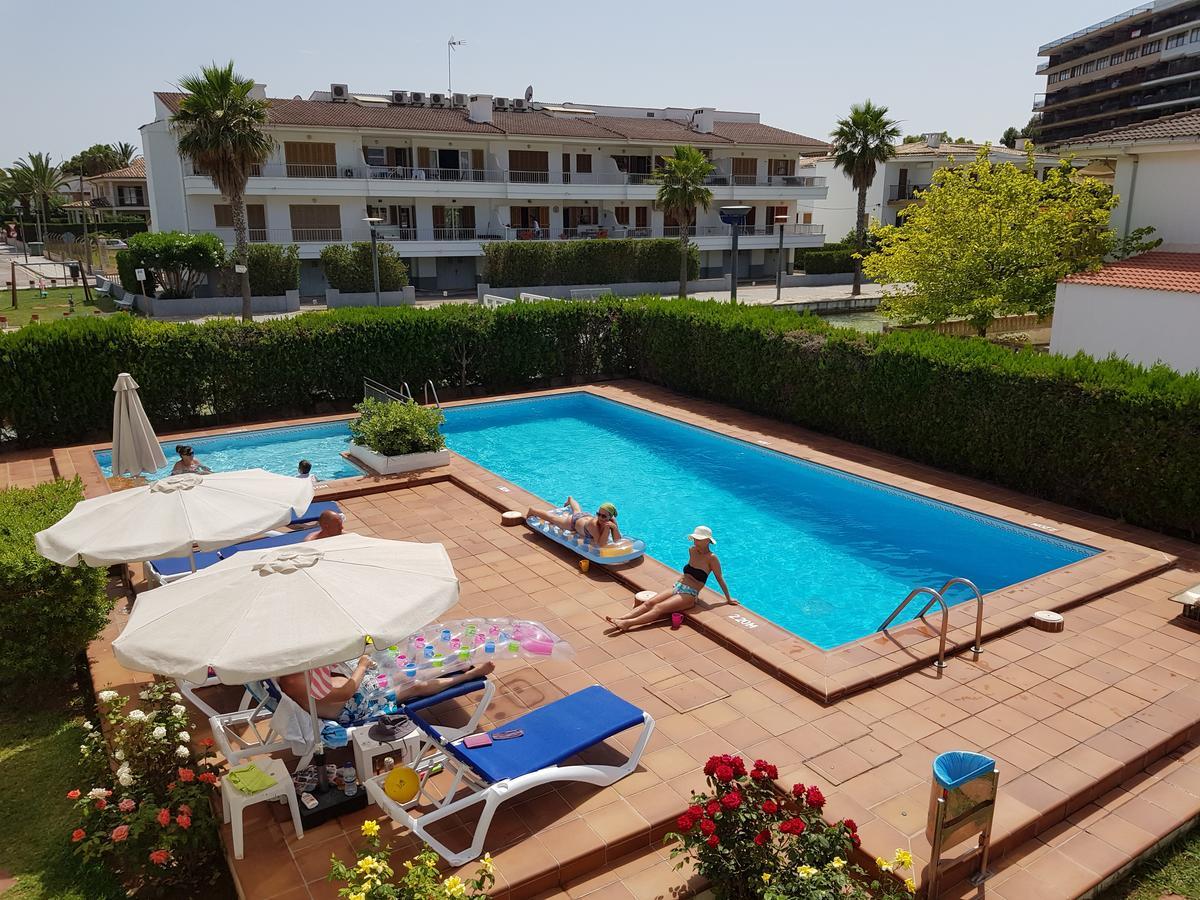 Venecia Apartments Port de Alcudia  Luaran gambar